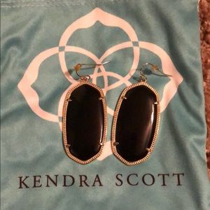 Kendra Scott Danielle earrings